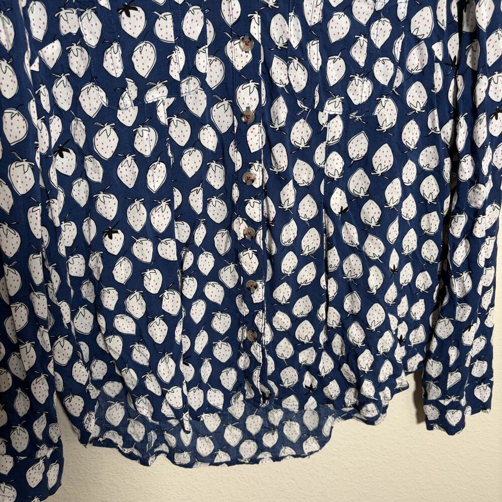 Maeve by Anthropologie Shirt Women's 8 Blue Button Down Strawberry Printed Top - Picture 4 of 8